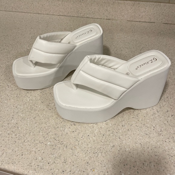 Womens Open Toe Wedge Platform Slide Sandals NWOT - Picture 3 of 9